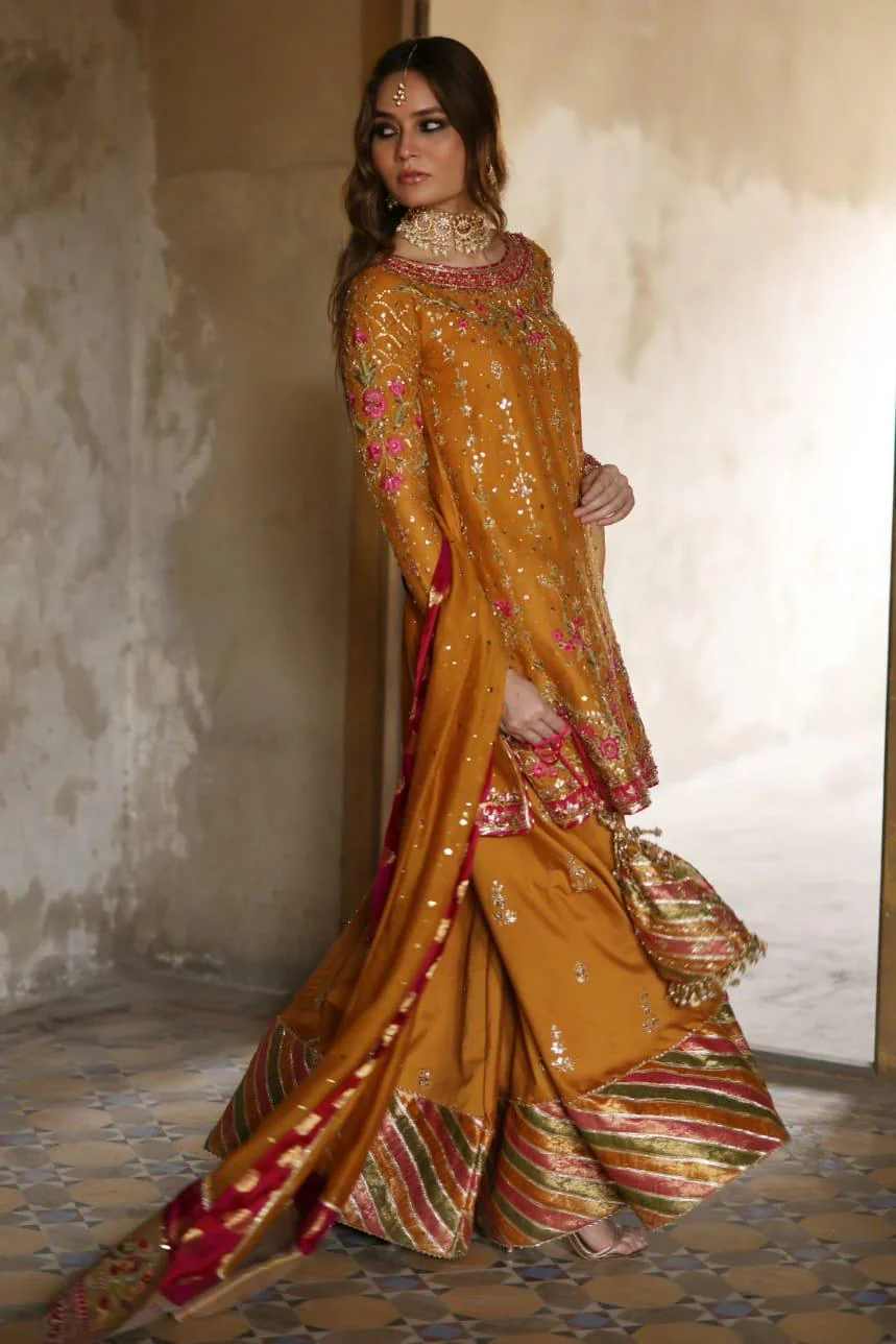 Barkha - Mina Hasan - Mehndi - Image 7