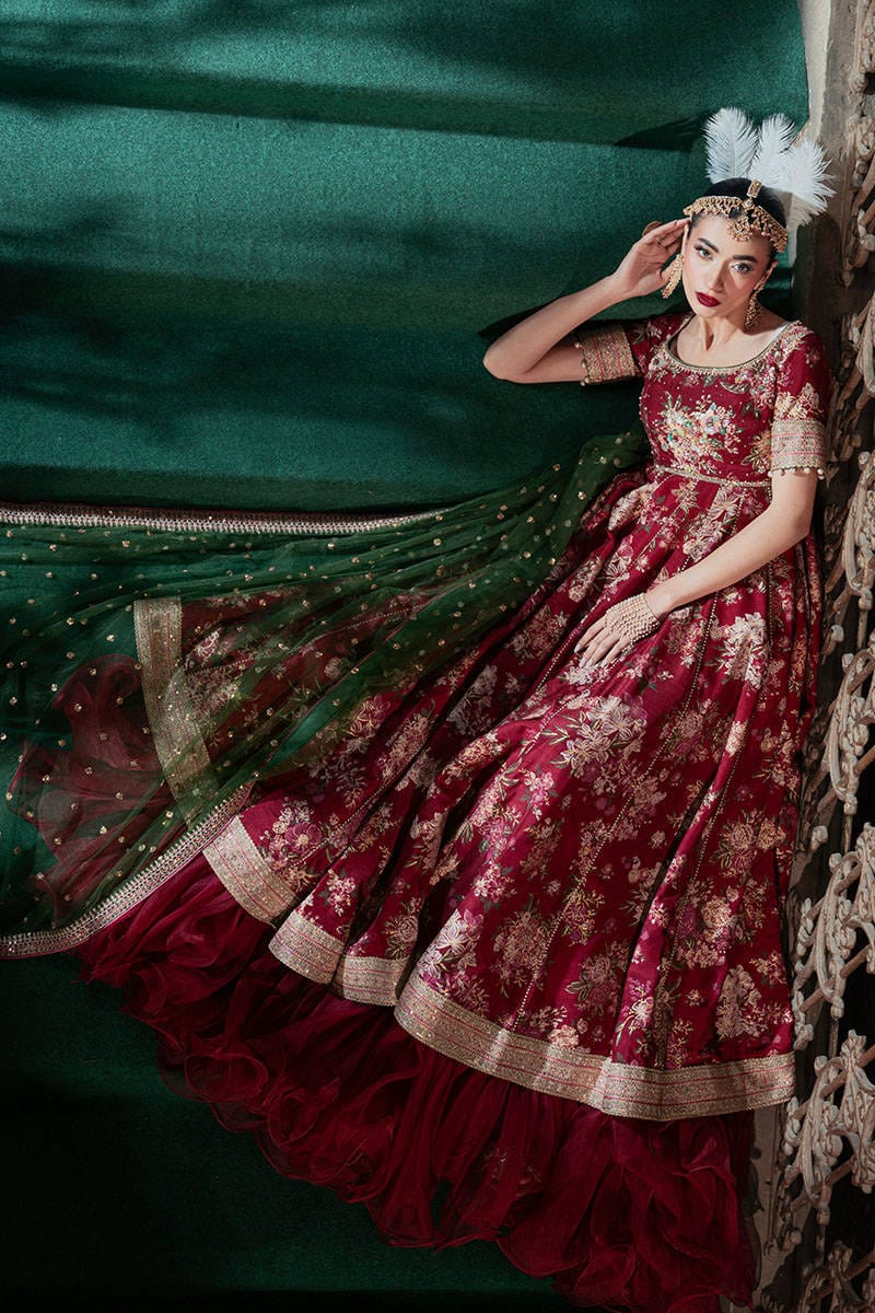 Crimson Poise - Zainab Salman - Luxury Pret - Image 4