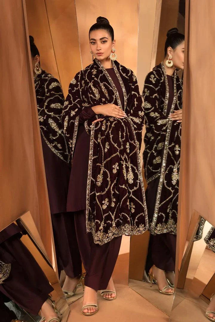 F22-028 - Ayesha Shoaib Malik - Formals - Image 4