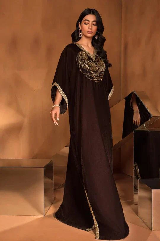 F22-029 - Ayesha Shoaib Malik - Formals - Image 3