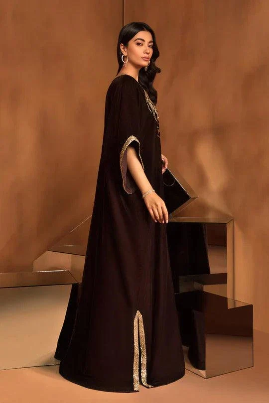 F22-029 - Ayesha Shoaib Malik - Formals - Image 4