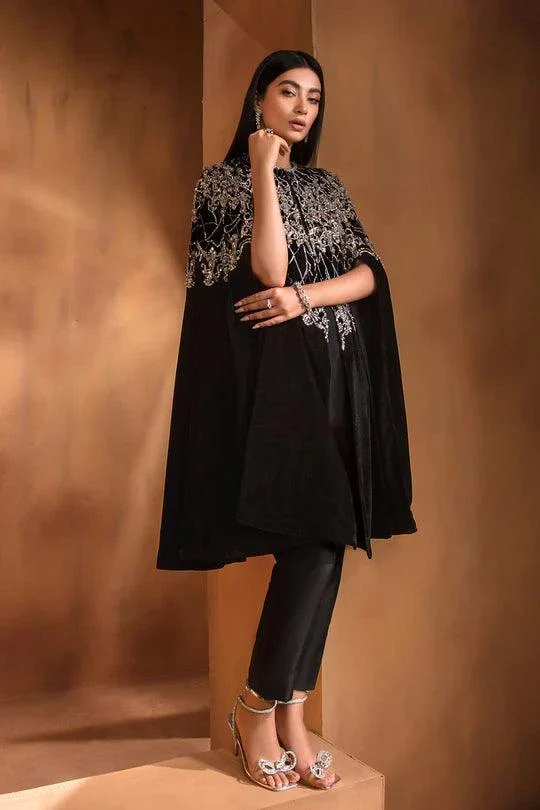 F22-031 - Ayesha Shoaib Malik - Formals - Image 7