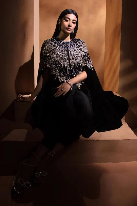 F22-031 - Ayesha Shoaib Malik - Formals - Image 8