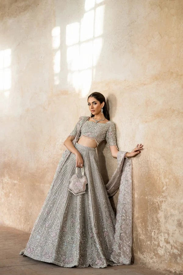 NARGIS - Sara Naqvi - Bridal Lehenga - Image 3