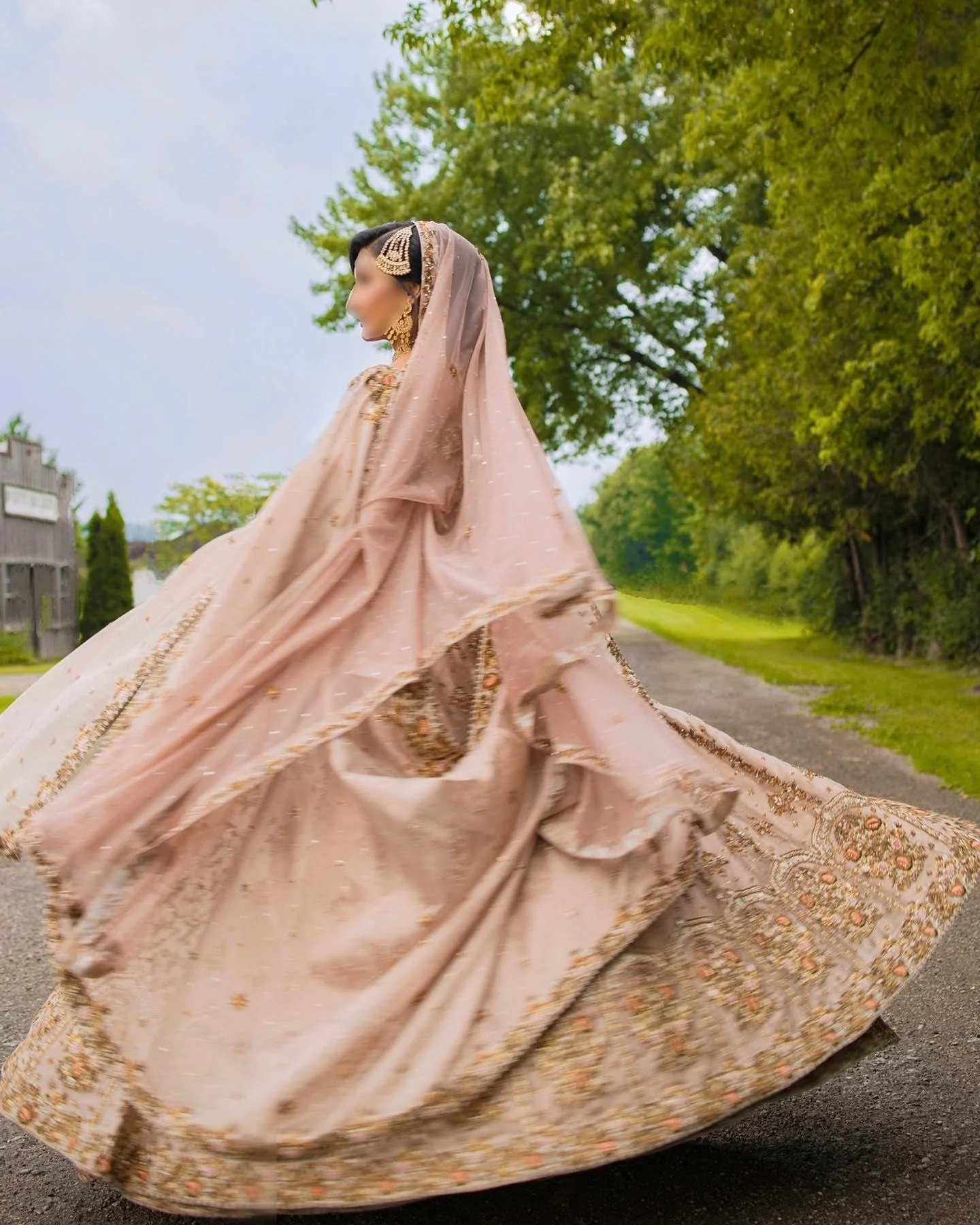 Rose Gold Bridal - Shakeelz By Zeeshan And Danish - Bridal Dress - Image 3