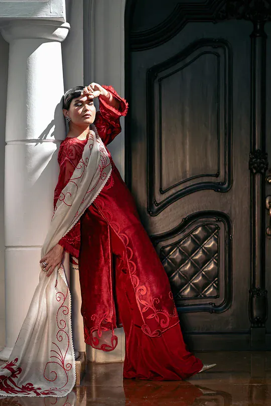 Rose - Nadia Farooqui - Image 4