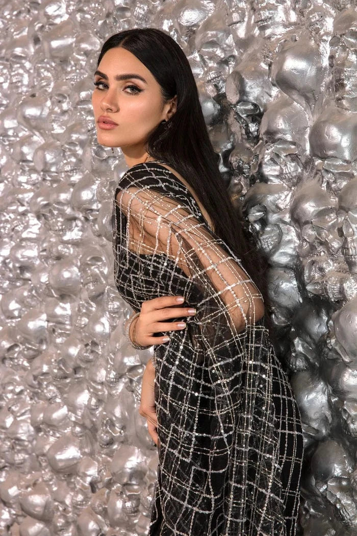 SC-003 Black Saree - Ayesha Shoaib Malik - Saree - Image 4