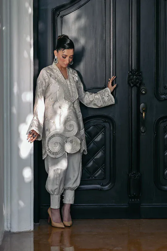 Spiral - Nadia Farooqui - Image 3