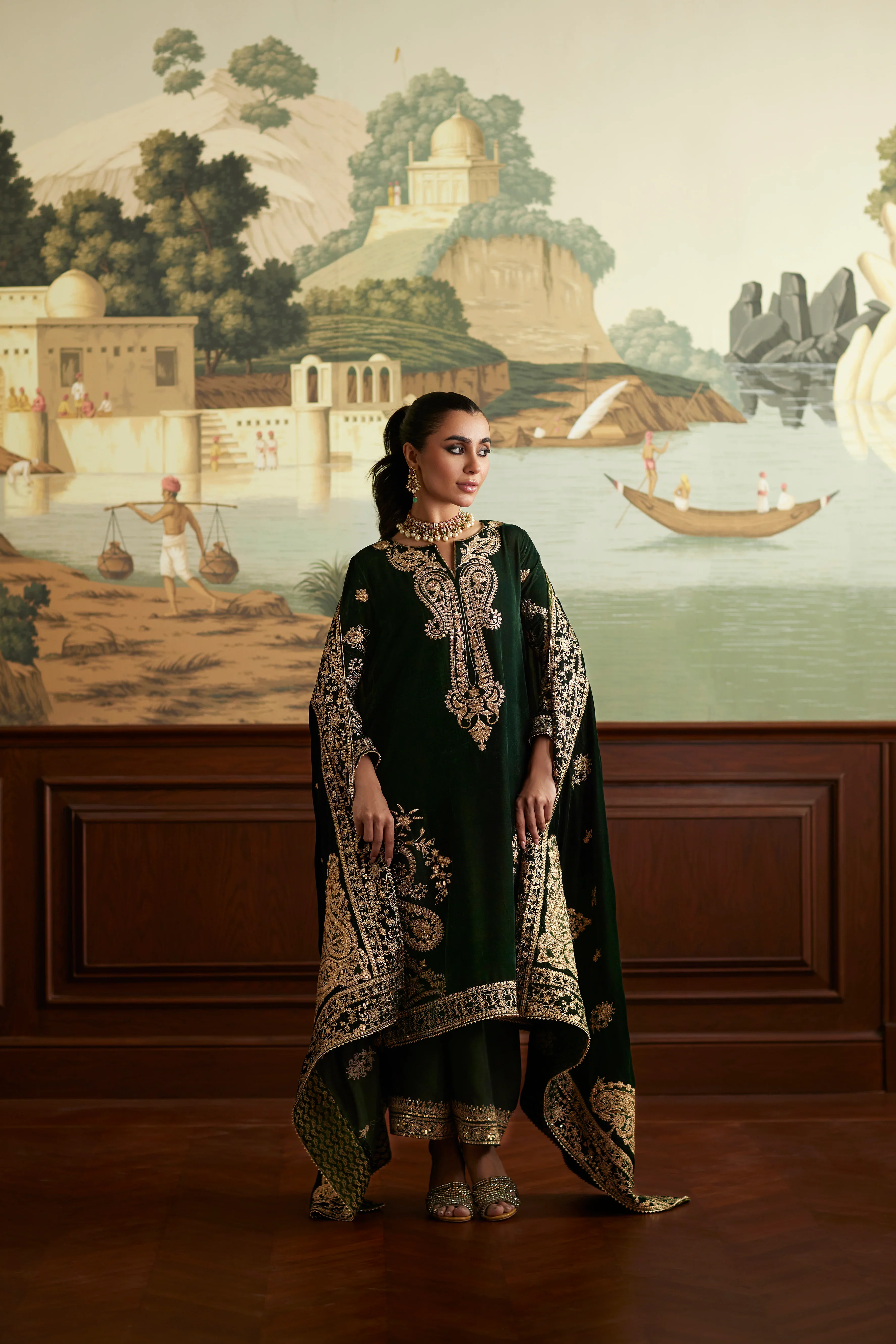 Zehra - Mina Hasan - Velvet Suit - Image 3