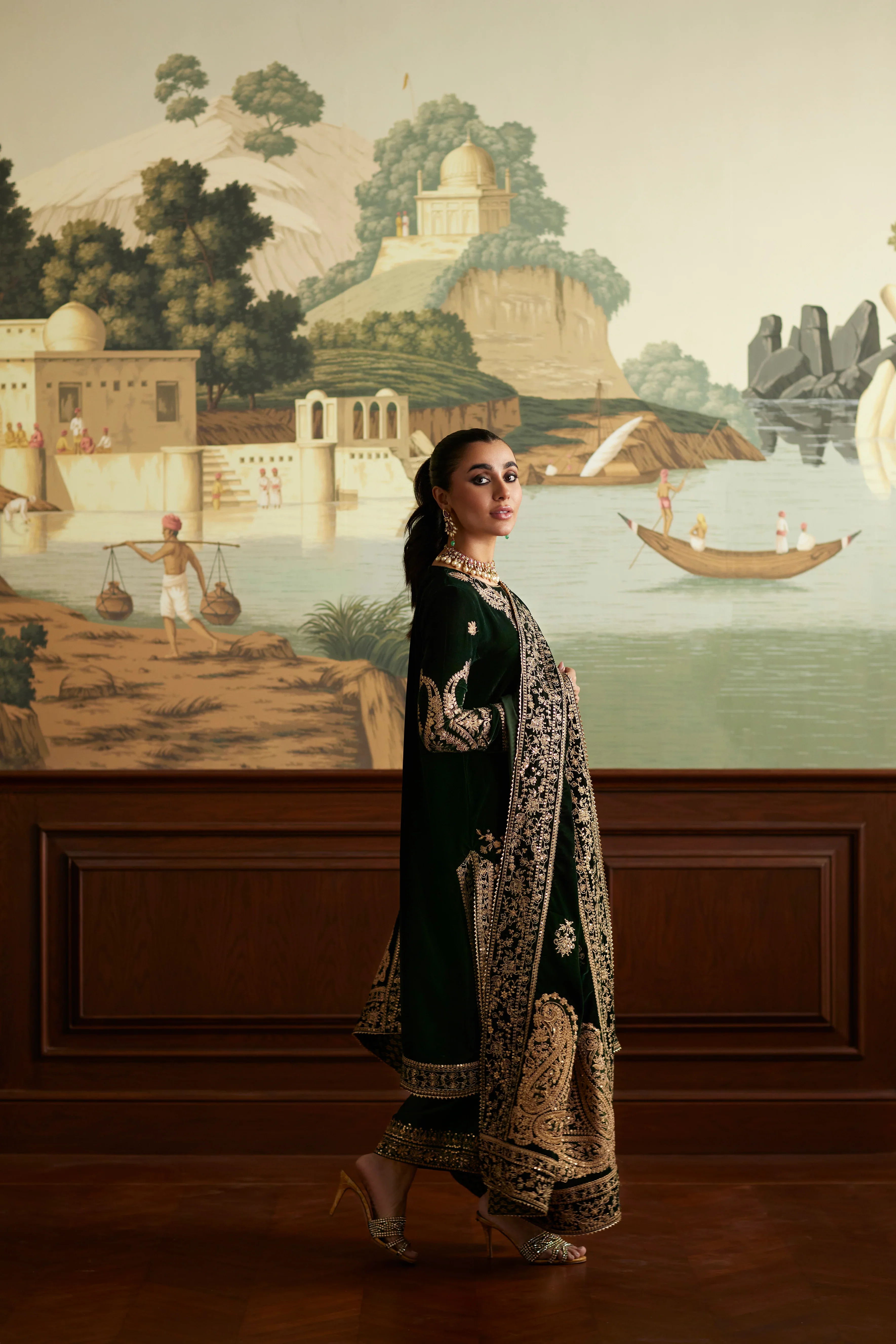 Zehra - Mina Hasan - Velvet Suit - Image 6
